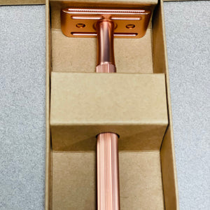 Double-edge safety razor for head shaving with kraft gift box”